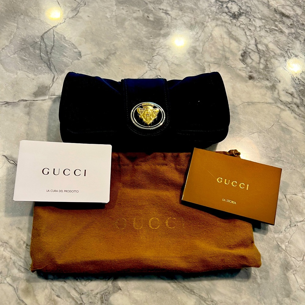 Authentic Gucci clutch/ wallet